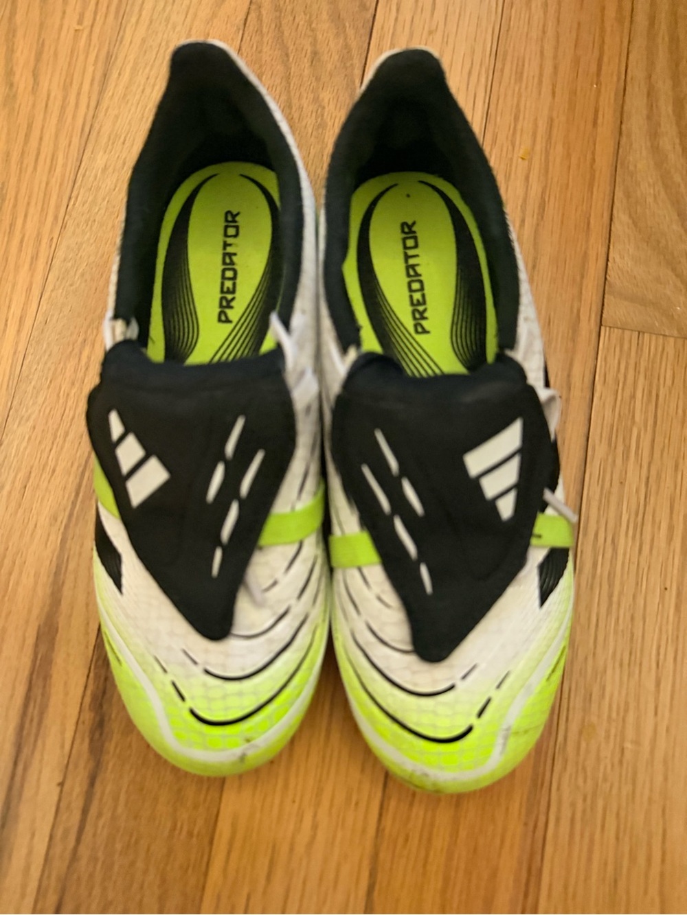 Adidas Predator Kids Soccer Shoes in White & Neon Green